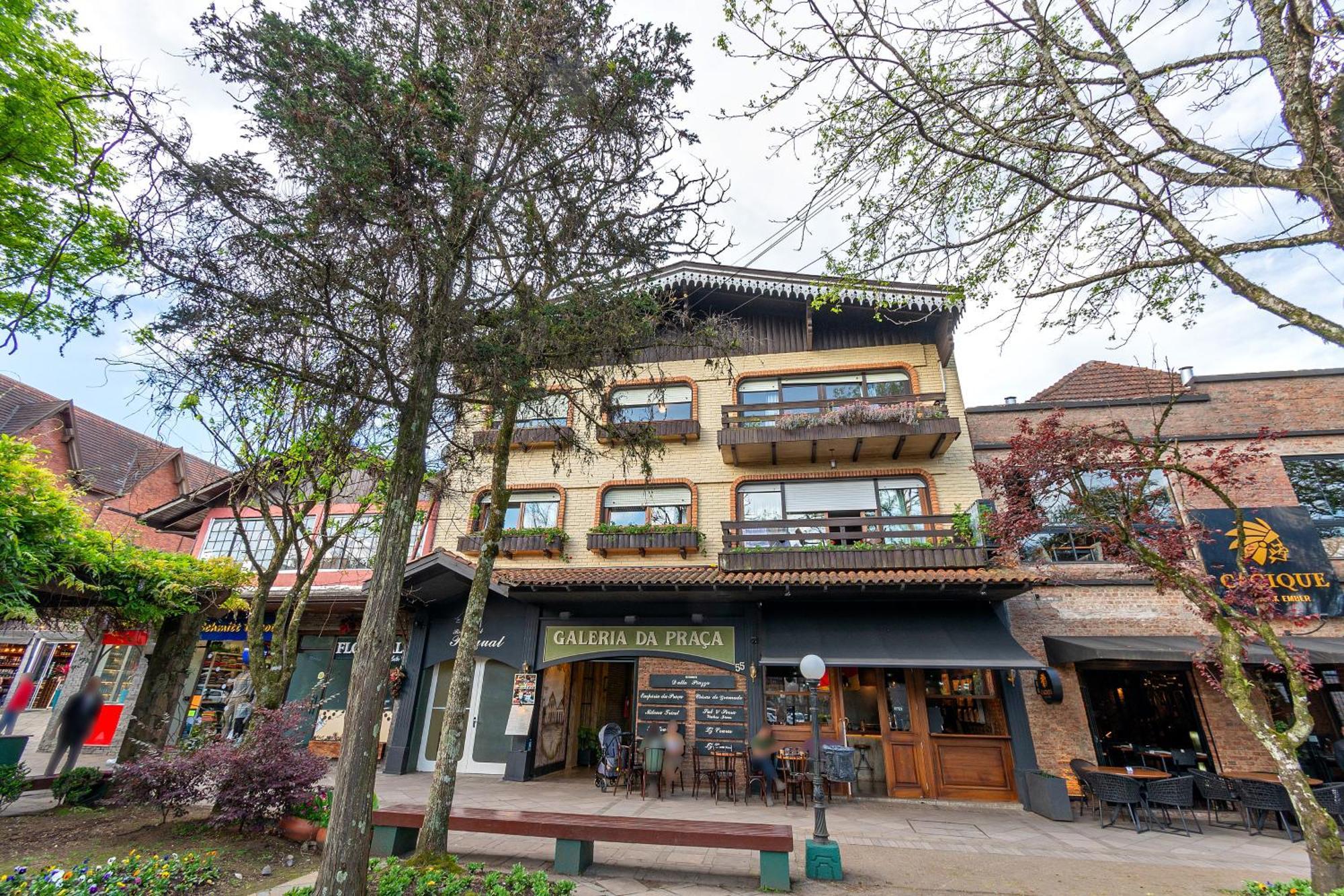 3 Quartos Na Incrivel Localizacao De Apartamento *