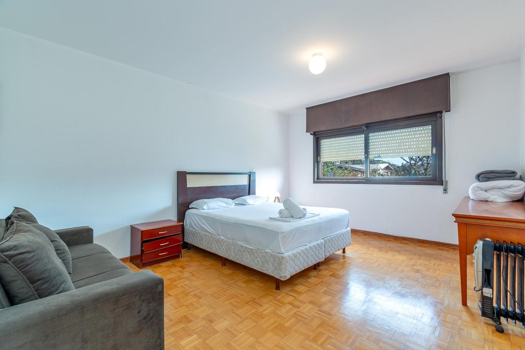3 Quartos Na Incrivel Localizacao De Apartamento *
