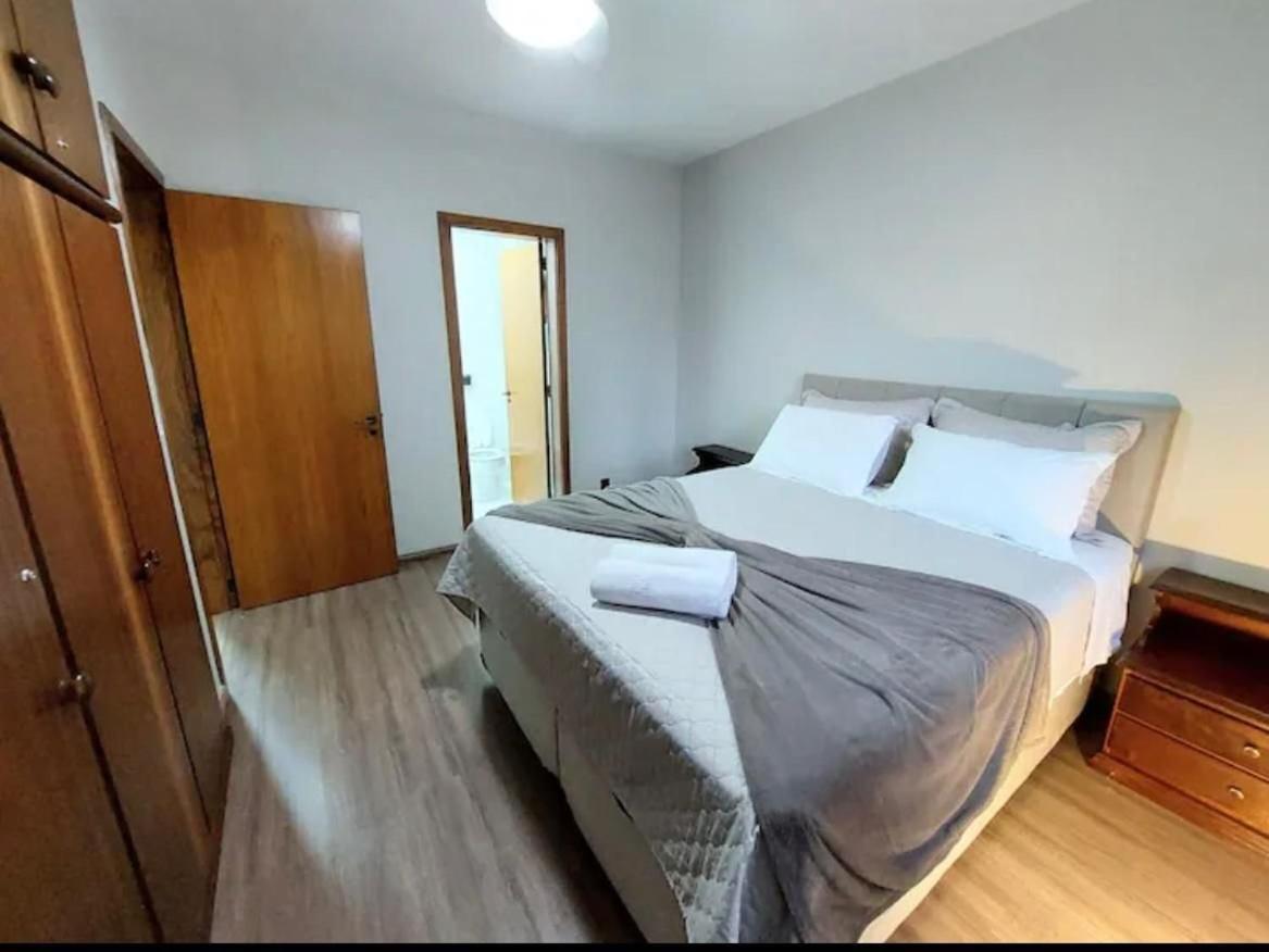 Centro, Varanda/churrasq/lareira Apartamento Gramado