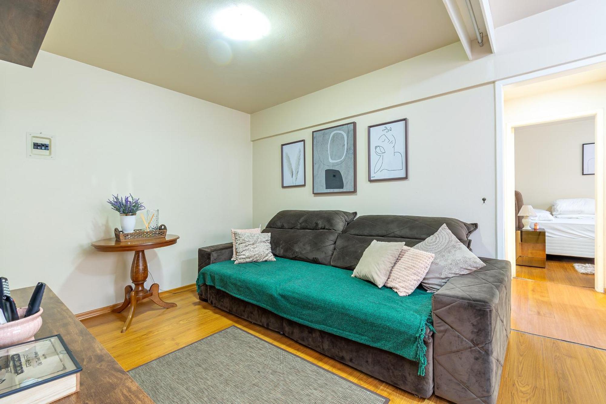 Apartamento 3 Quartos Completissimo Dentro Da Rua Coberta