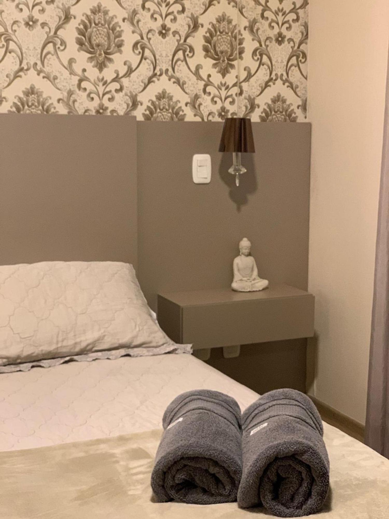 Apartamento 206/2 Apto Luxo Com Piscina Aquecida *