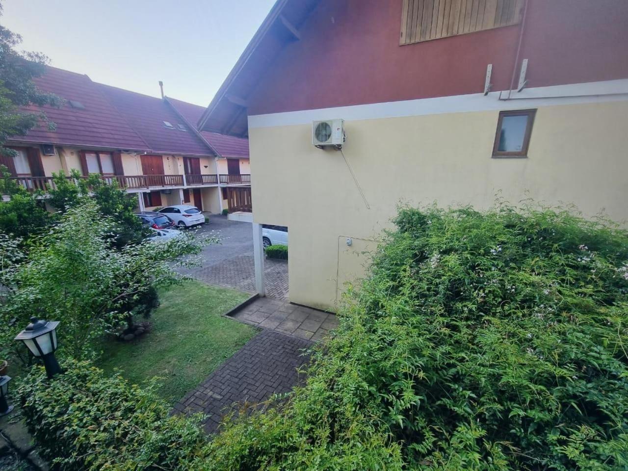 Casa Com Lareira Em Apartamento Gramado