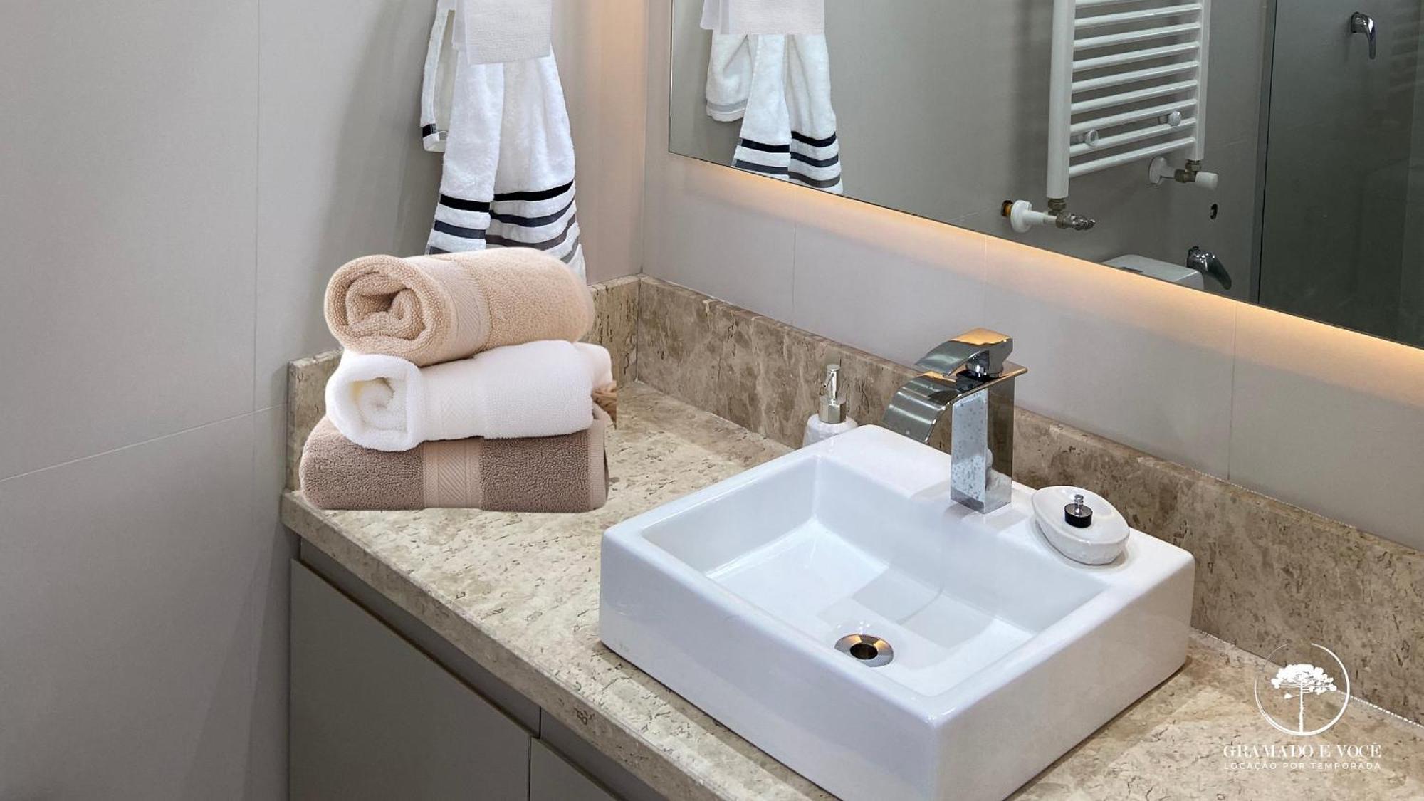 Apt Luxo 5 Suites Em Frente Rua Torta