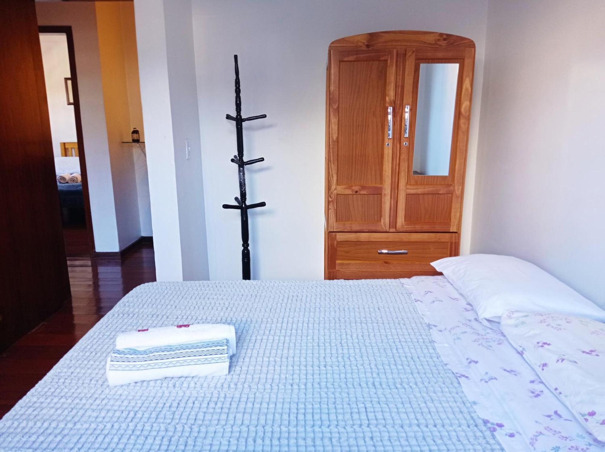 3 Quartos Perfeito Na Esquina Da Rua Coberta Apartamento *