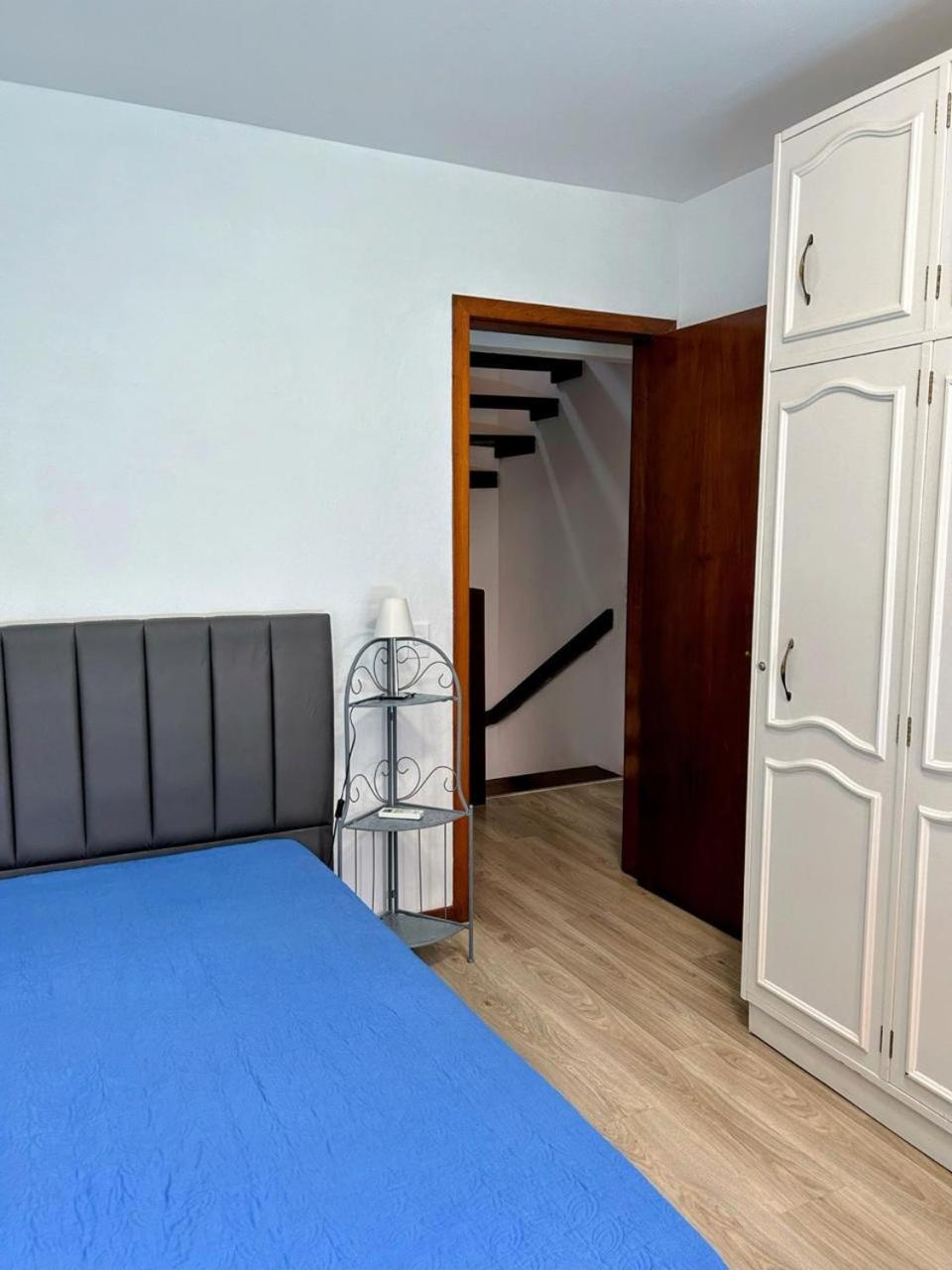 Sobrado De 600m Da Rua Coberta Casa de férias