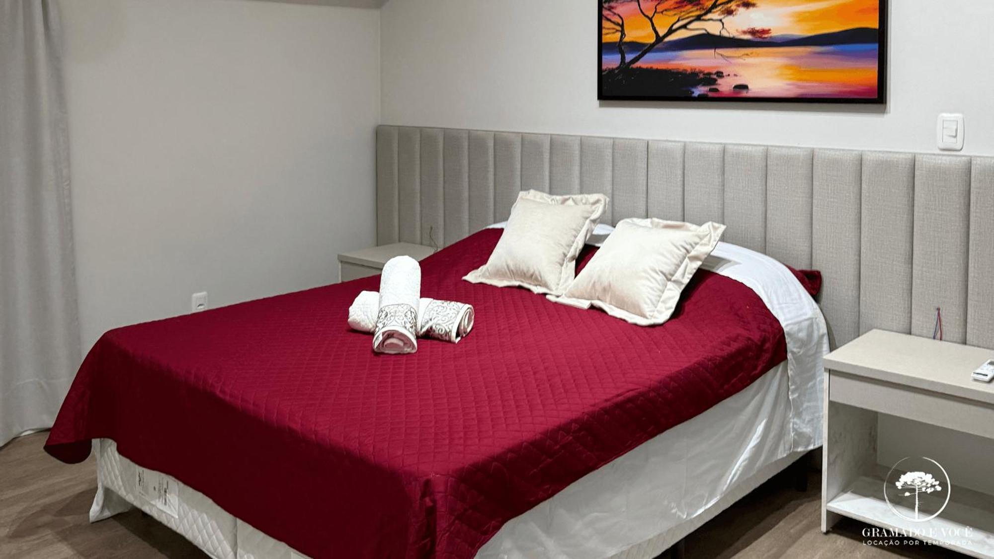 Apt Luxo 5 Suites Em Frente Rua Torta Apartamento *