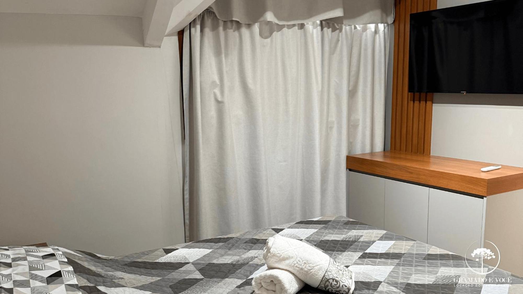 Apt Luxo 5 Suites Em Frente Rua Torta