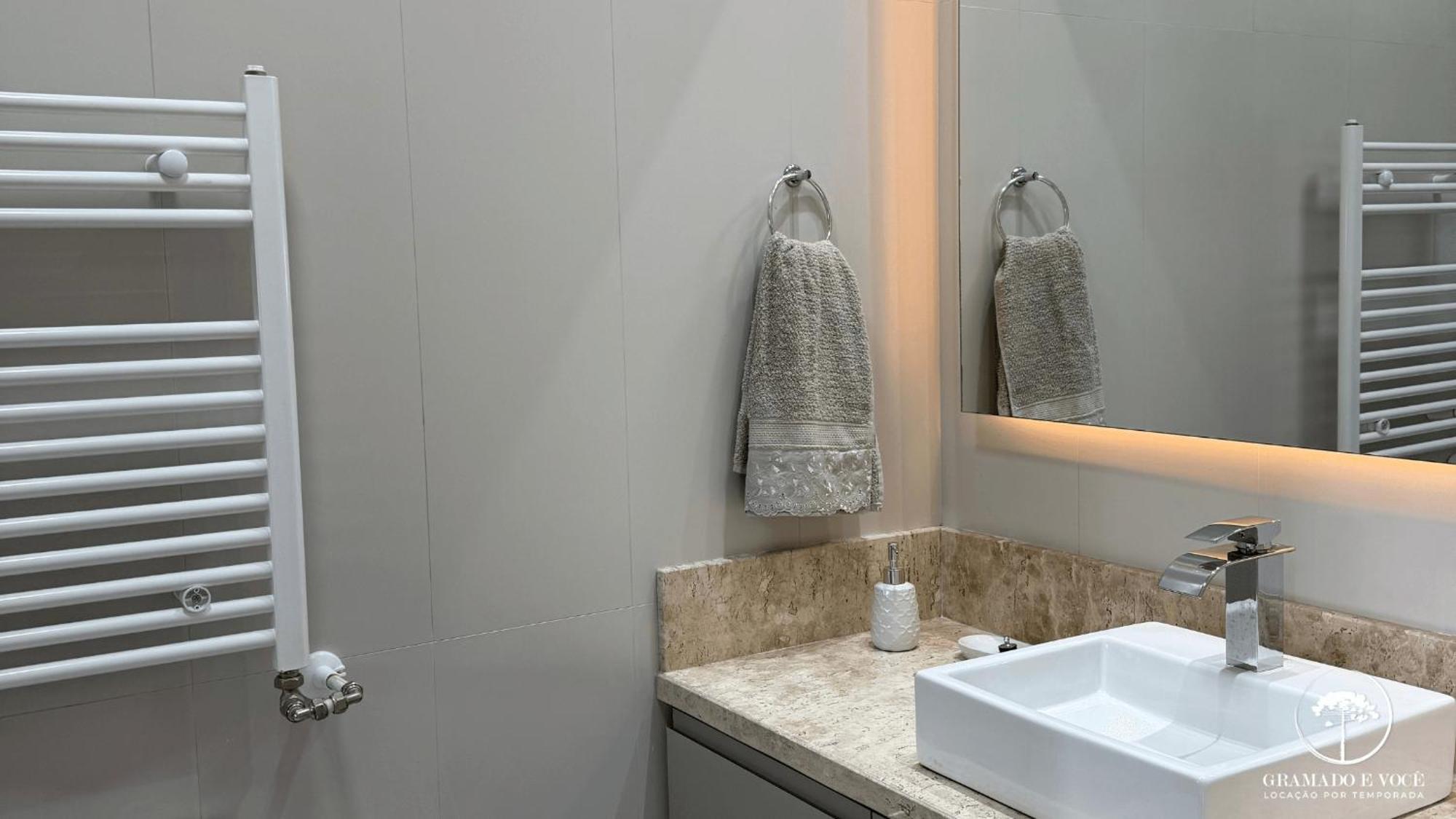 Apt Luxo 5 Suites Em Frente Rua Torta *