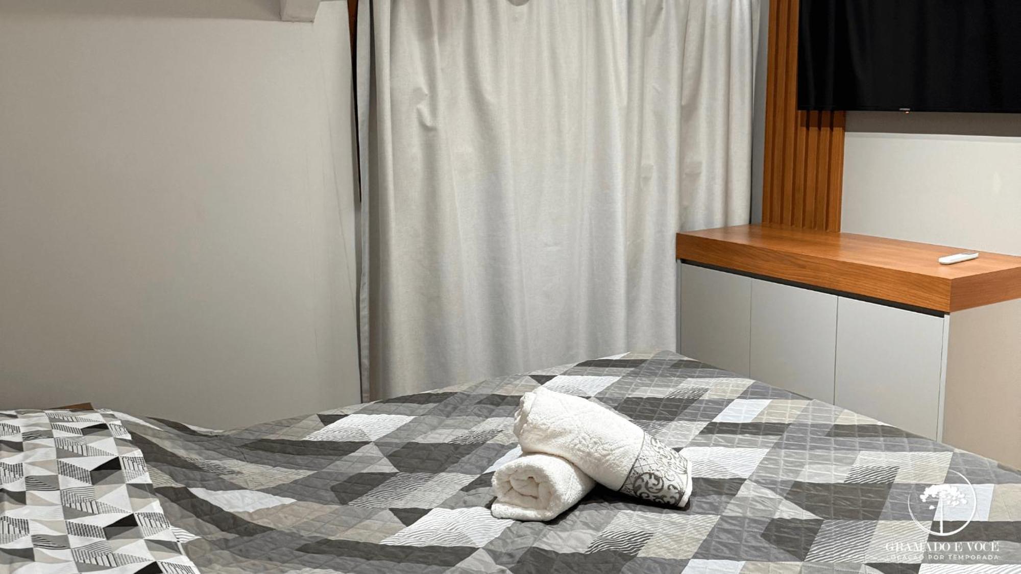 Apartamento Apt Luxo 5 Suites Em Frente Rua Torta *
