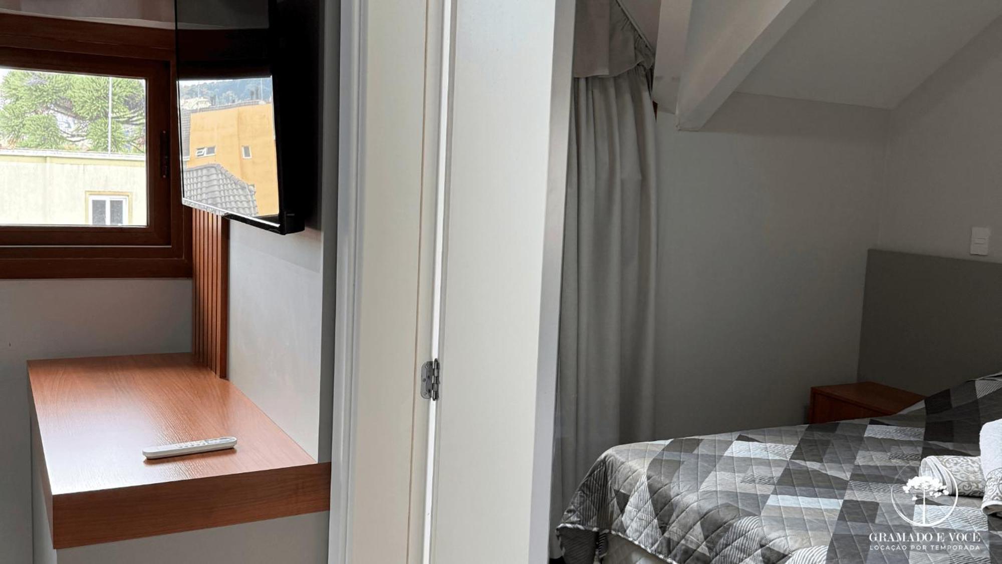 Apt Luxo 5 Suites Em Frente Rua Torta Apartamento *