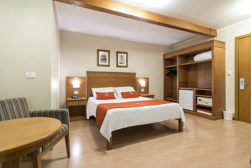 Hotel Laghetto Premio 3*