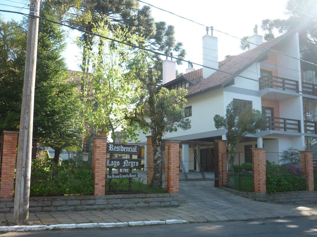 Apartamento No Lago Negro *