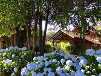 Jardim De Flores Pensão 3*
