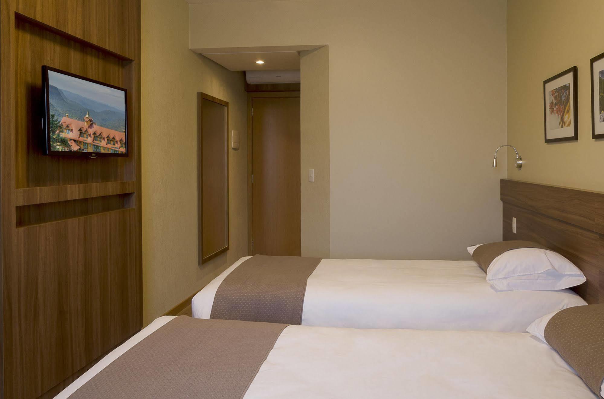 Laghetto Viale Hotel