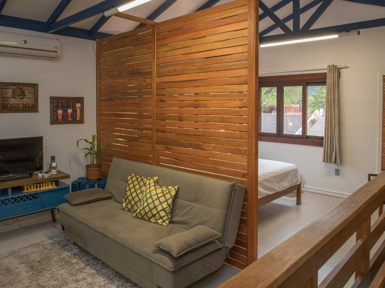 Locar-in - Loft A 50 M Da Rua Coberta. * Gramado