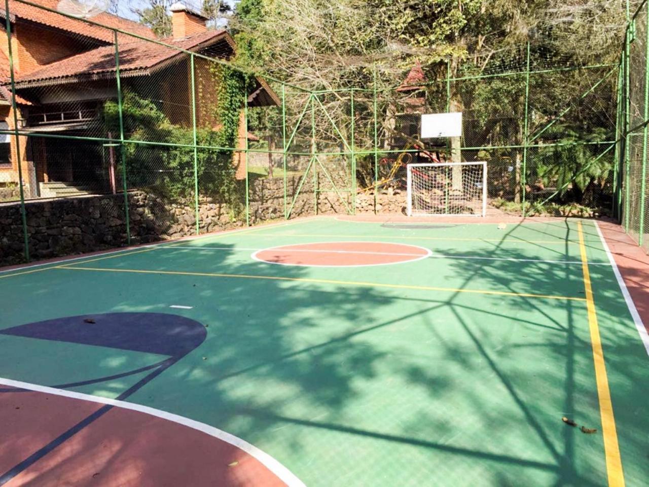 Village 107t3