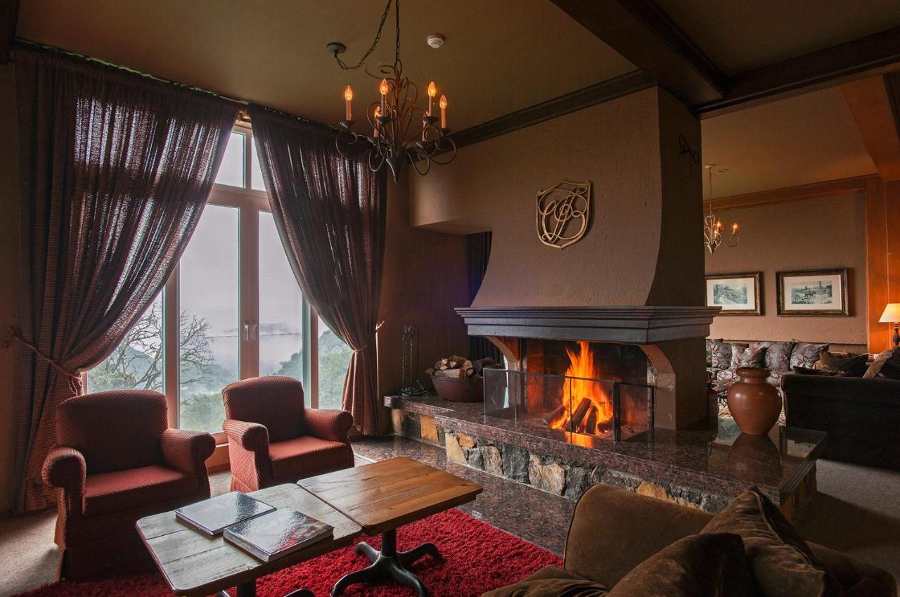 Hotel Bella &