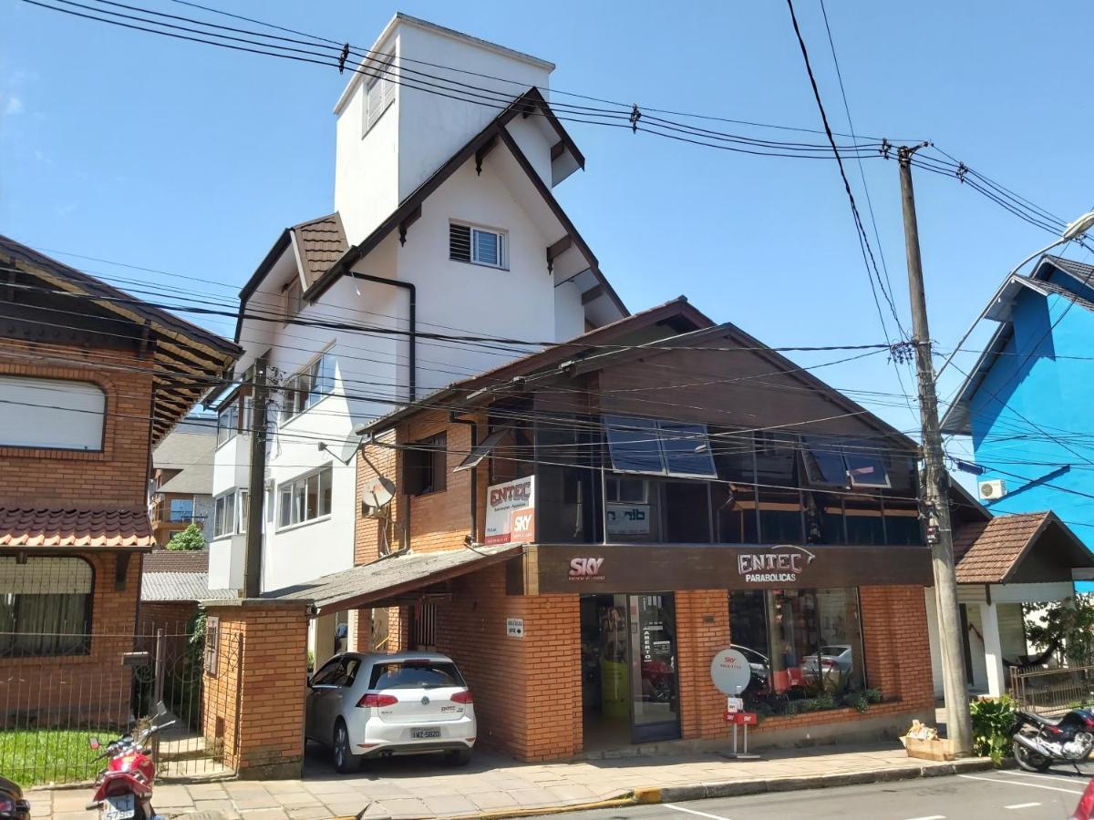100% Flats * Gramado