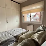 Lindo Apartamento a 1 Quadra da rua Coberta