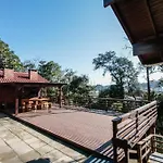 Flat no Residencial Pousada Serrano Centro Gramado
