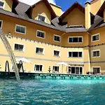Sky Serra Hotel