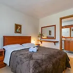 Rosa Apartamento Centro Gramado 11