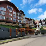 Belíssimo apto 2 dormitórios em ótima localização de Gramado