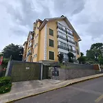 Apartamento com lareira no Centro de Gramado