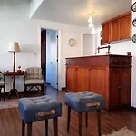 Excelente Duplex Em Gramado - Com Lareira Em Condominio Privativo