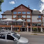 Suite 304B No Hotel Laghetto Stilo Borges