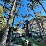 Apartamento de Luxo Casa de Pedra