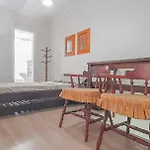 Duplex Floresta Negra - Sua Base Perfeita Em Gramado! Otima Localizacao Lagonegro 500M - 02 Quartos E 02 Banheiros Para Familia Em Condominio Fechad0, Cozinha Completa Com Garagem E Portaria 24H