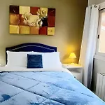 Casa Com Duas Suites Prox. Ao Centro