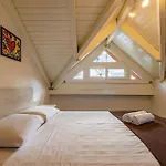 Rosa Casa Geminada Villa Mariana