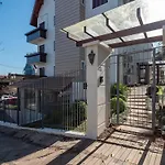 300 Metros, Rua Coberta Centro - Solar Encantado