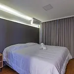Rosa Edificio Les Residence