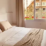 Apto Lindo Condominio Com Piscina
