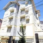 Rosa Edificio Waldhaus
