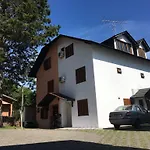 Pensao Da Lili