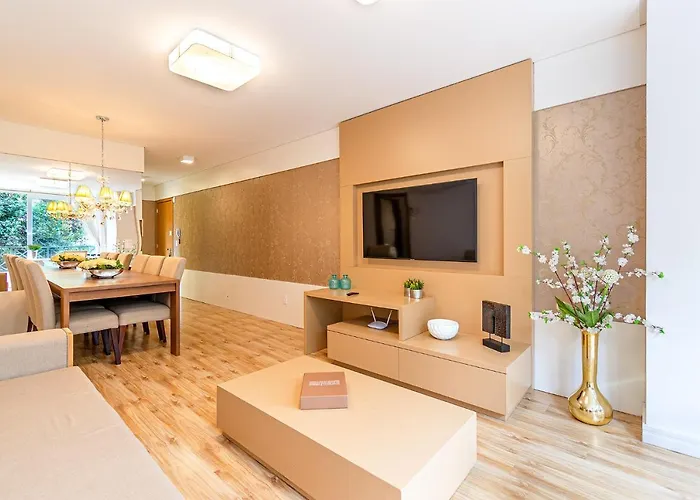 Rosa Apartamento Luxo no Centro Gramado