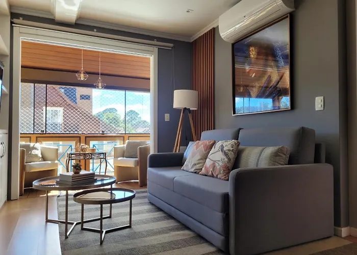 Lindo Apartamento a 1 Quadra da rua Coberta