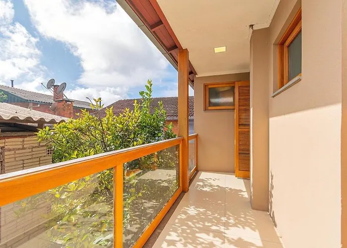 Rosa Edificio Les Residence
