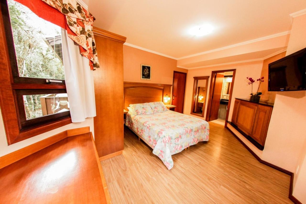 Hotel Papoulas