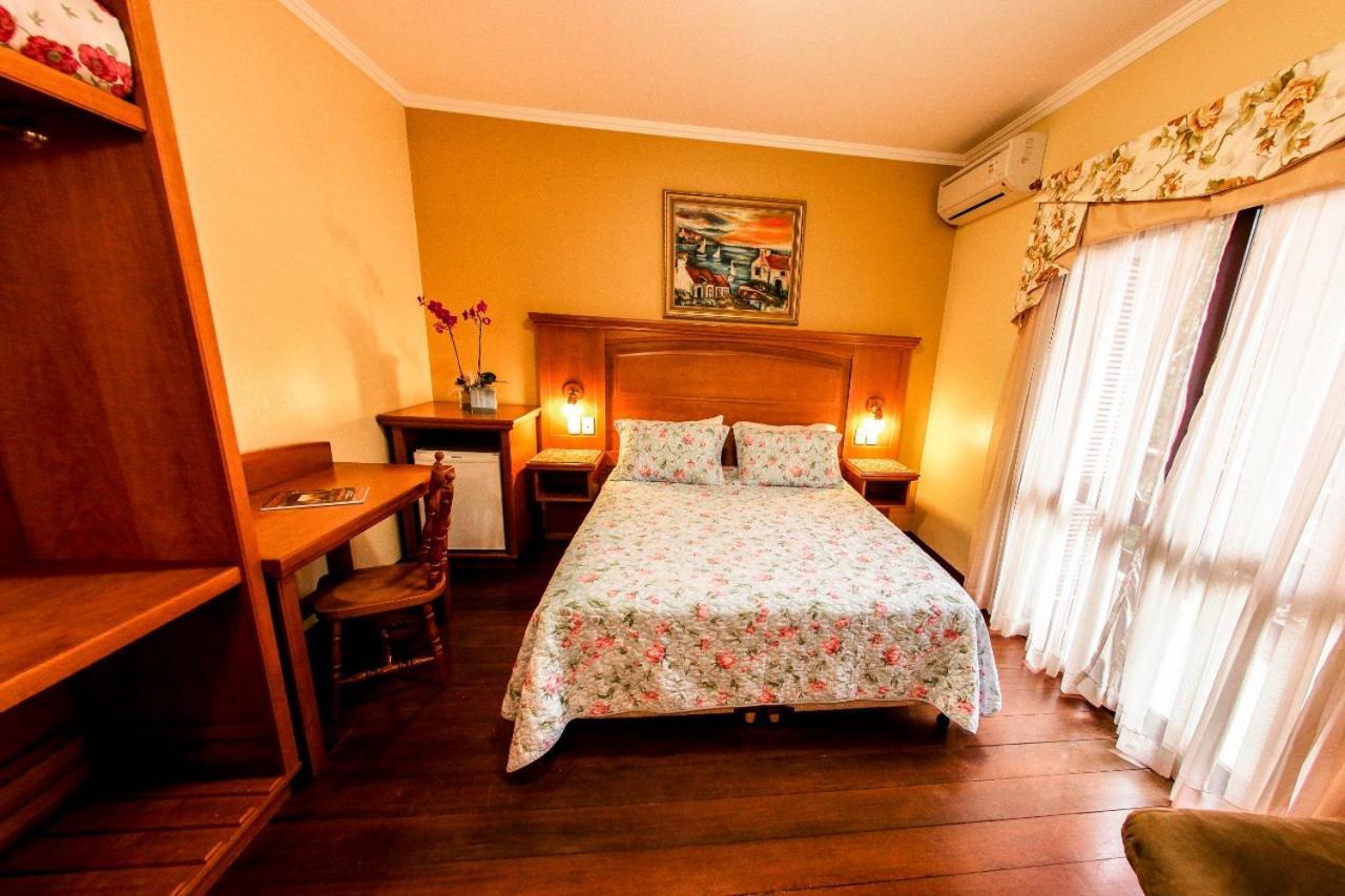 Hotel Papoulas Gramado