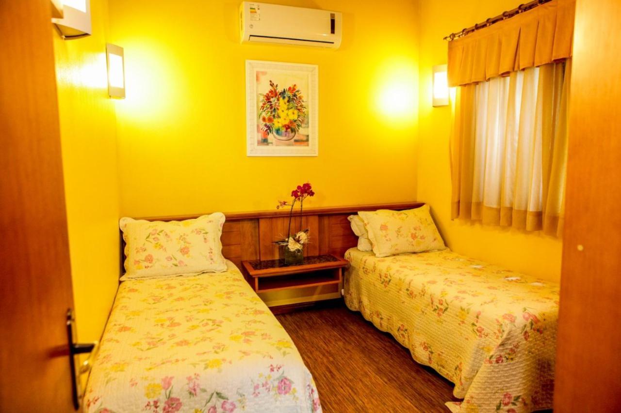Hotel Papoulas 3*