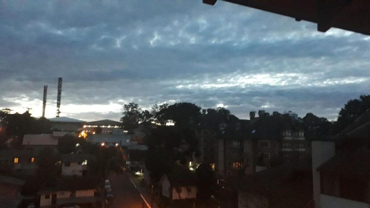 Apartamento MIRANTE 3 minutos da Rua Coberta Gramado