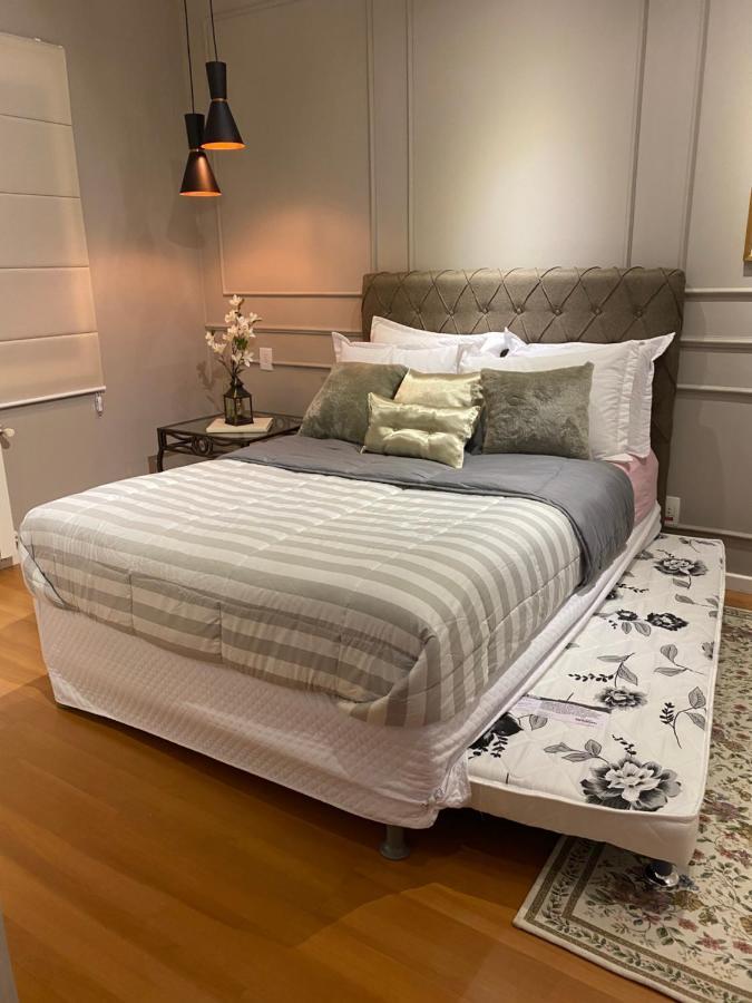 Lindo Apartamento A 1 Quadra Da Rua Coberta Gramado