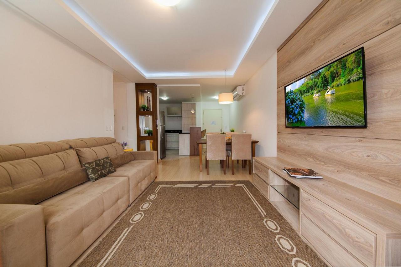 300 Metros, Rua Coberta Centro - Solar Encantado Apartamento *