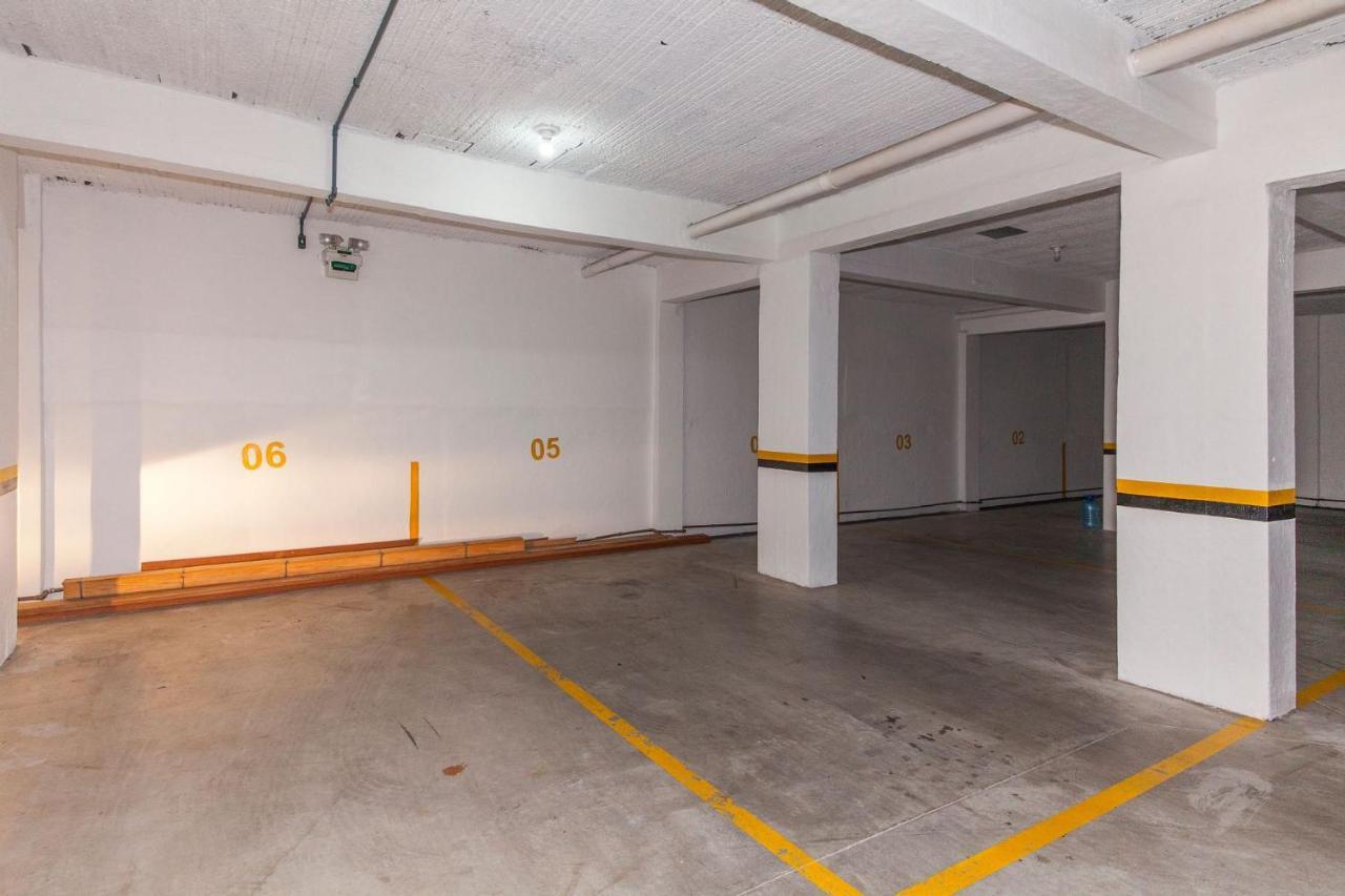 Apartamento 300 Metros, Rua Coberta Centro - Solar Encantado *