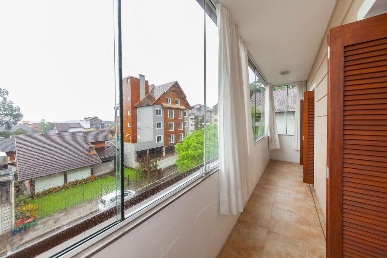 300 Metros, Rua Coberta Centro - Solar Encantado Apartamento